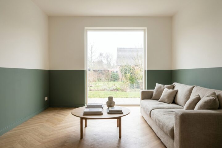 Peinture salon moderne deux tons : le guide complet